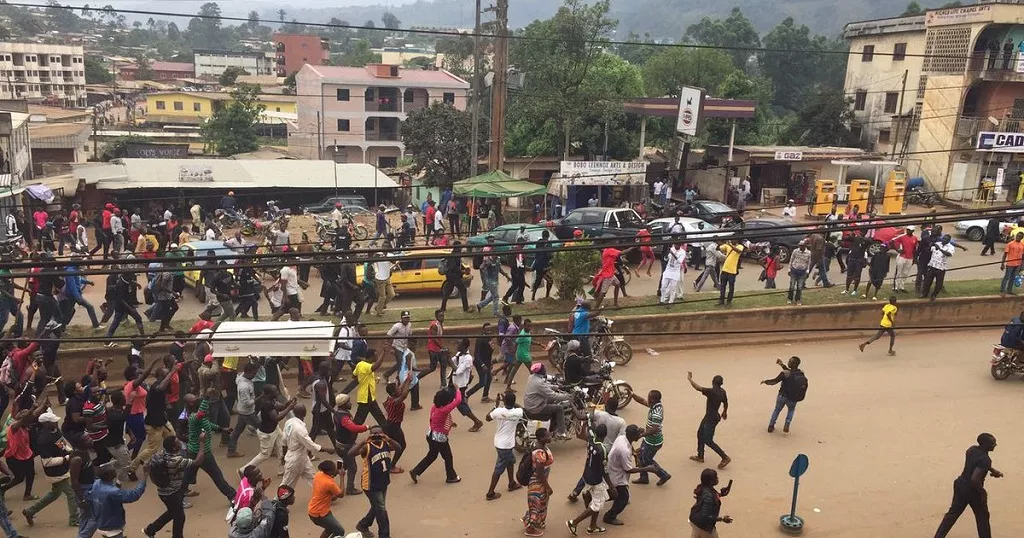 La Marginalisation au Centre du Cameroun.