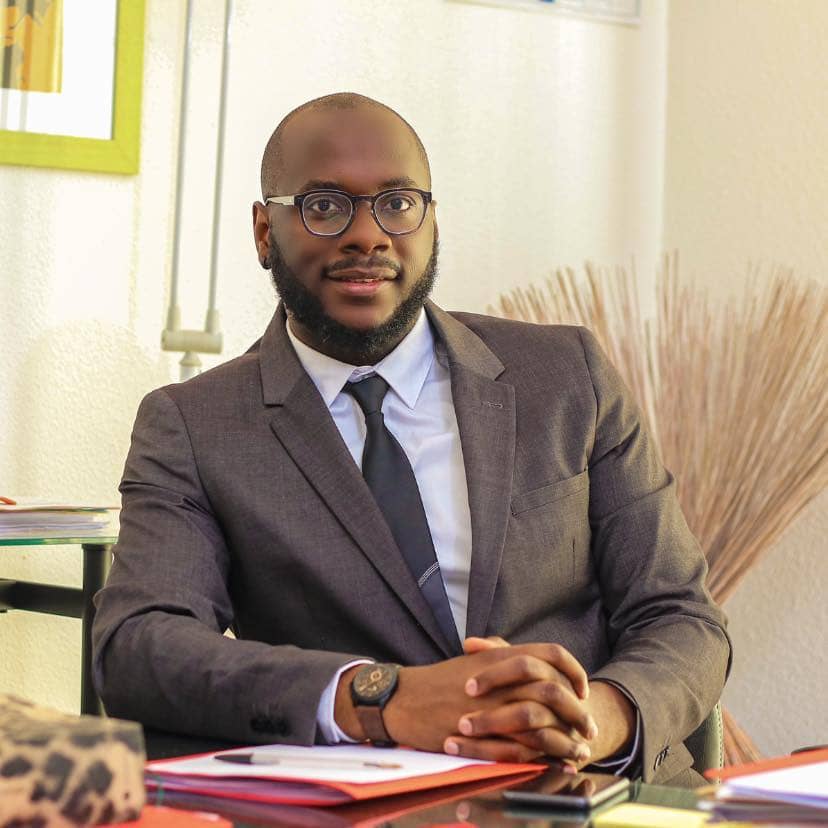 Dr Assaghle forme l’élite juridique de demain à Libreville