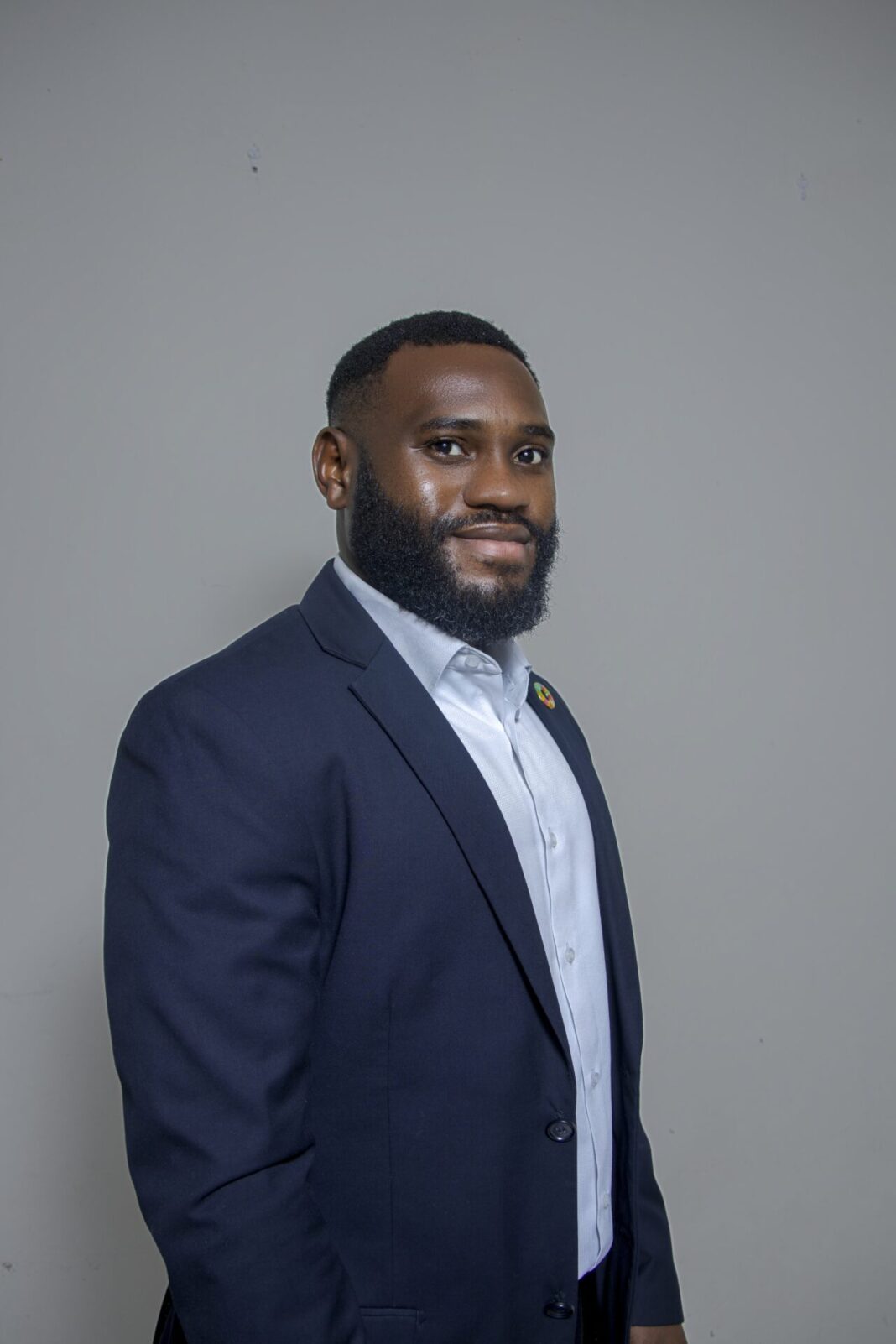 Éliezer Gomat, la voix forte d’une diaspora engagée