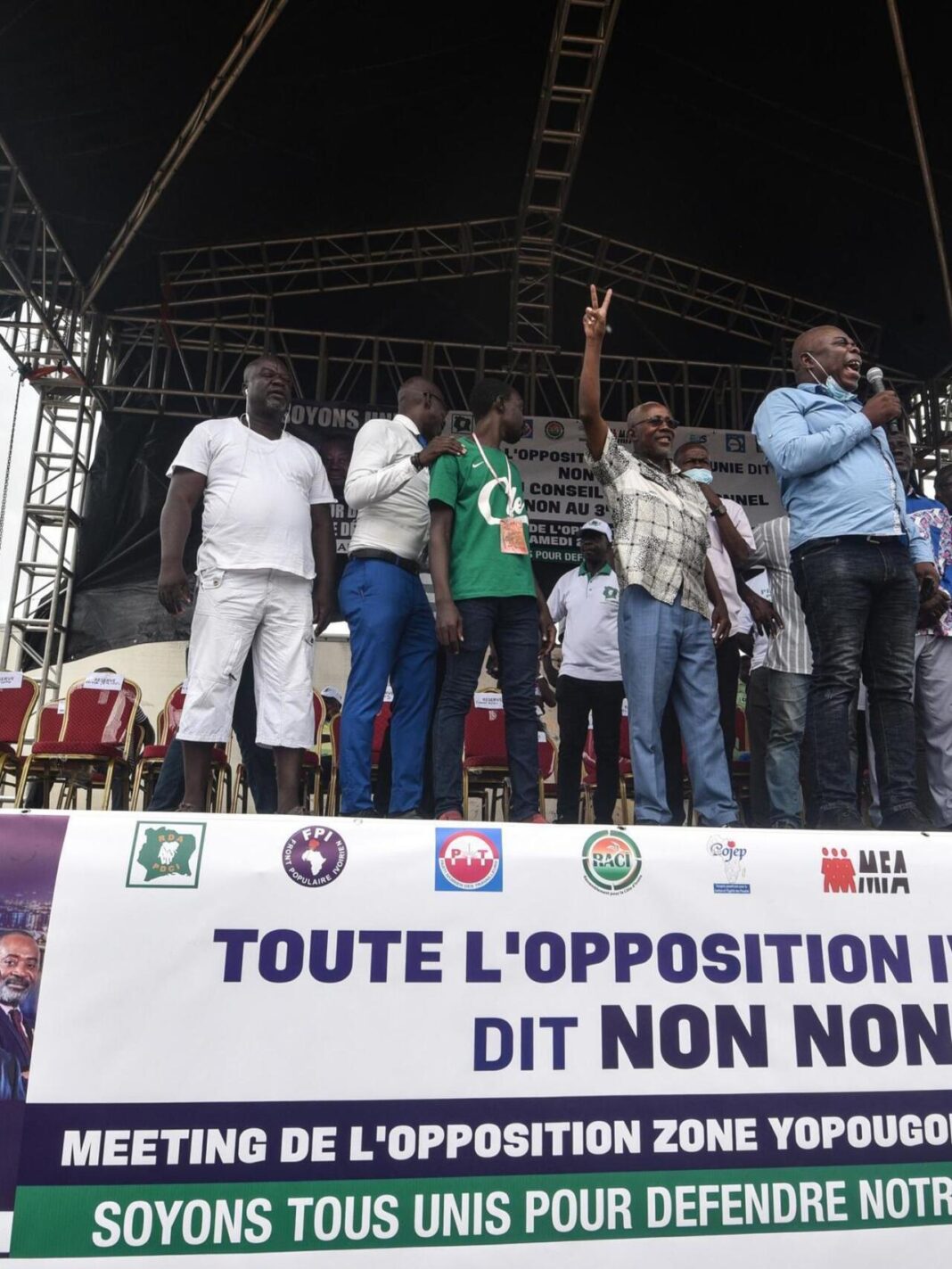 Élections 2025 : tensions politiques en Côte d’Ivoire.
