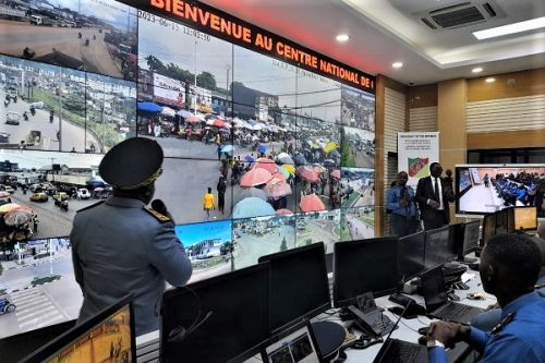 Surveillance numérique au Cameroun: enjeux et perspectives