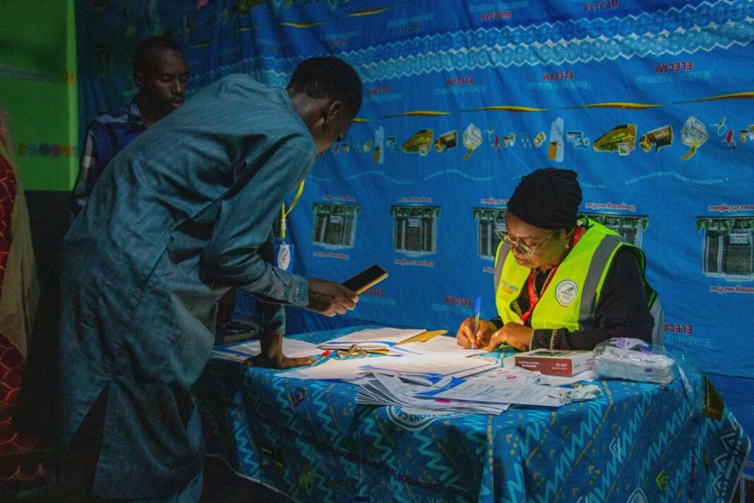 Les résultats préliminaires contestés au Cameroun