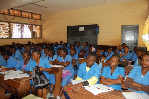 Défis et solutions du système éducatif camerounais