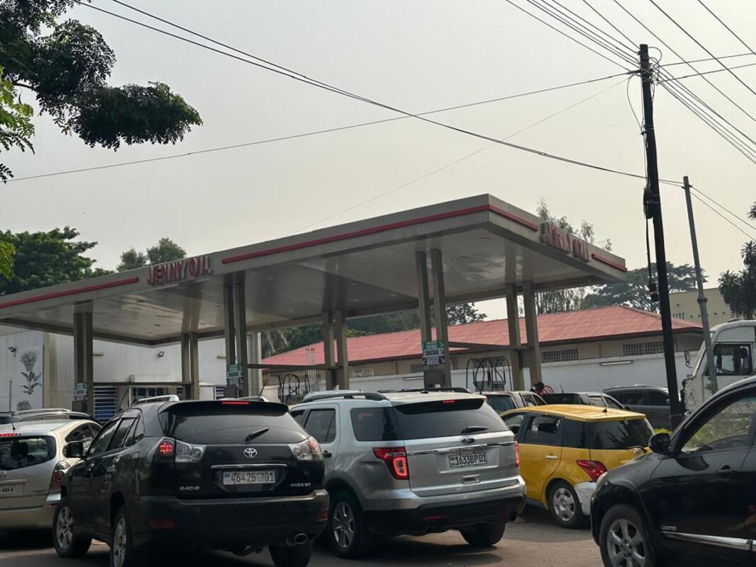 Baisse des prix des carburants : défis à Kinshasa
