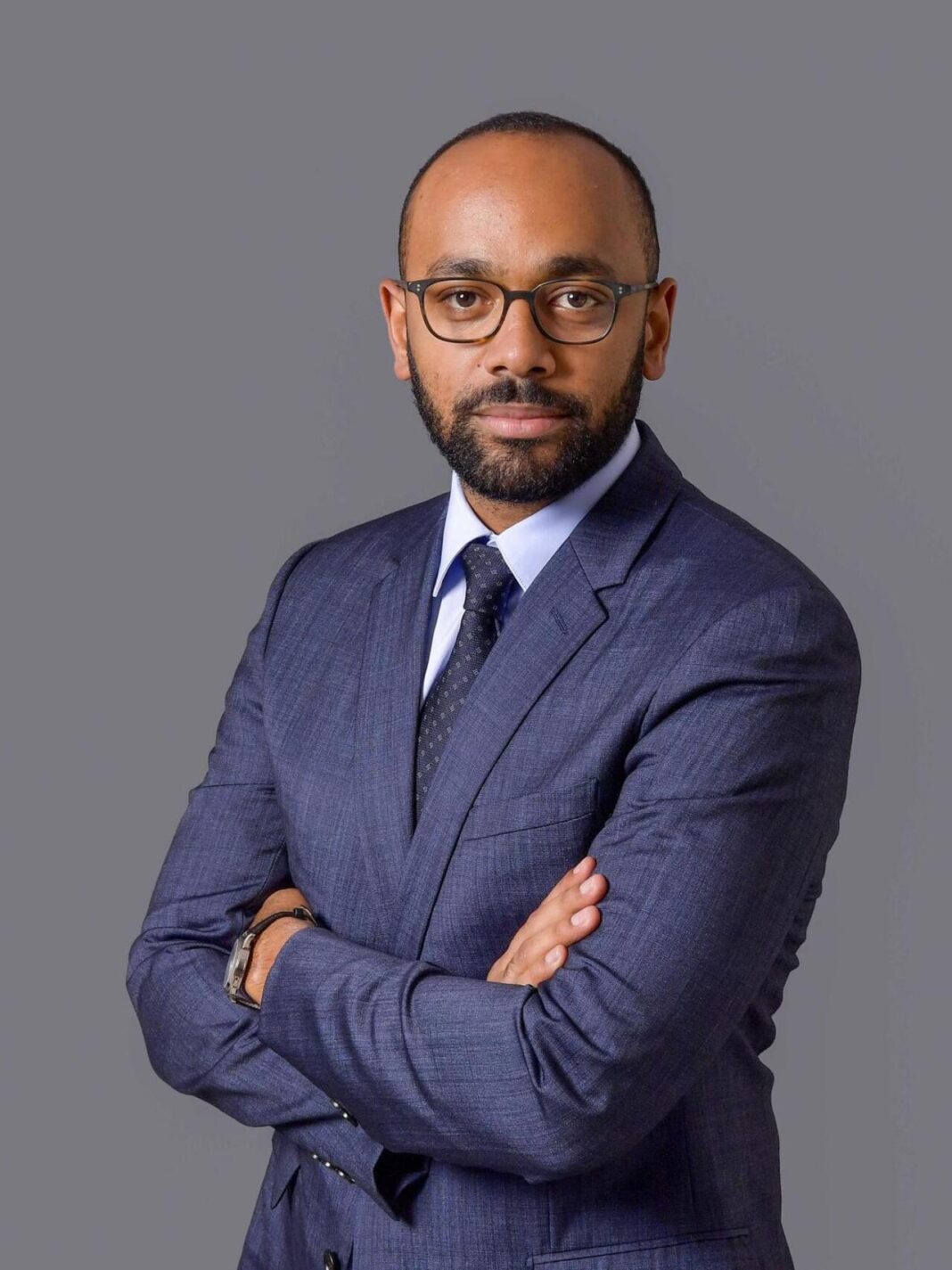 Le récit victimisant face à la réalité des faits accablants