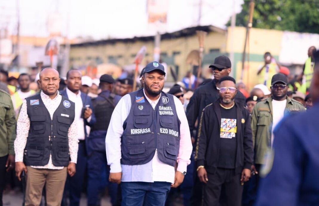 Sacs-poubelles officiels, marche verte, porte-à-porte : Kinshasa s’attaque enfin à ses déchets Sacs-poubelles officiels, marche verte, porte-à-porte : Kinshasa s’attaque enfin à ses déchets